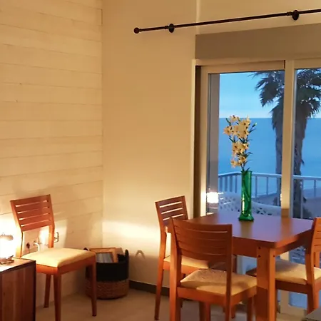 Lägenhet La Terrasse Du Leo, *